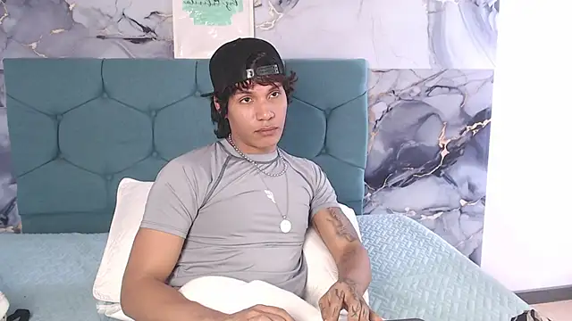 Chatroom XXX en direct de MaximilianRoth