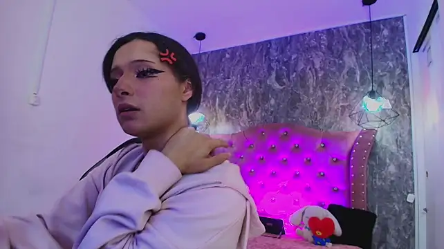la_bommbastic Adlı Modelin Canlı XXX Sohbeti