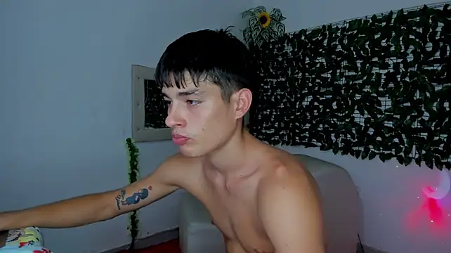 The_beby_guy Live XXX Chat