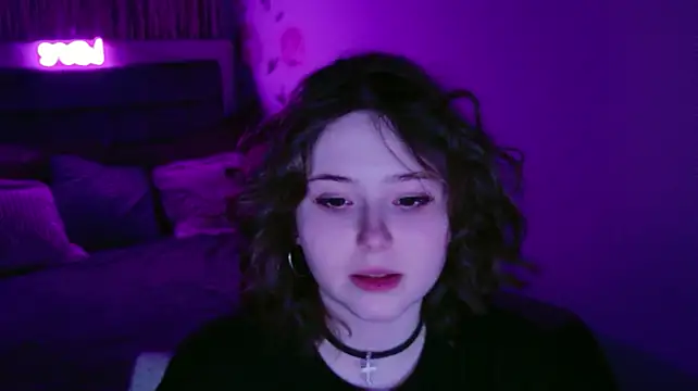 AliceFervent Chat XXX live