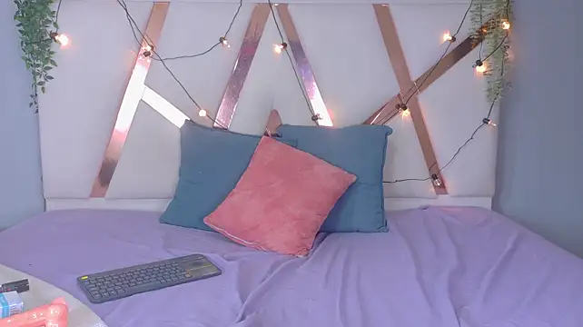 LilithMonroe__ Chat XXX live