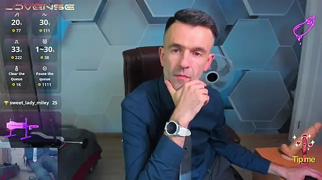 Chat +18 de SteveTiger ao vivo