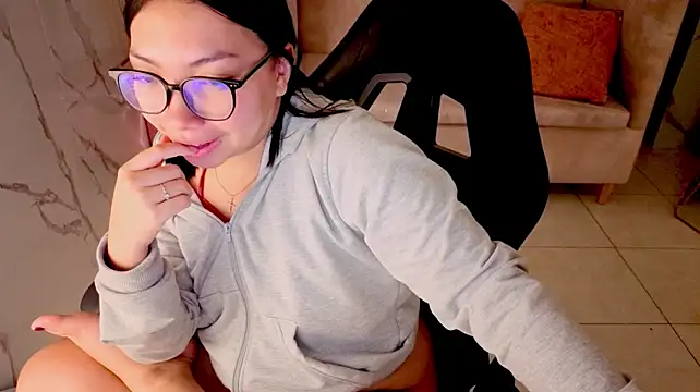 Akari_s Chat XXX live