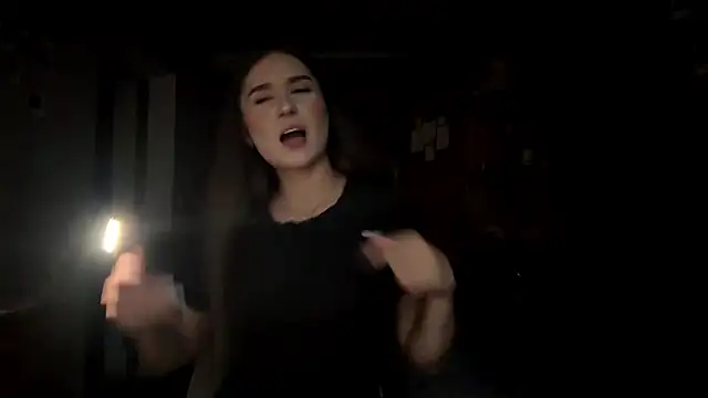 KittyNoSkirty – Live XXX-chat