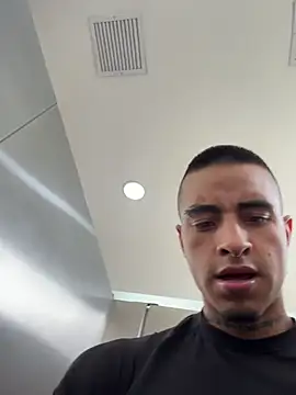 willclayy live XXX chat