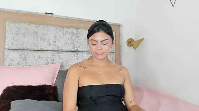 Chatroom XXX en direct de Amara_mar