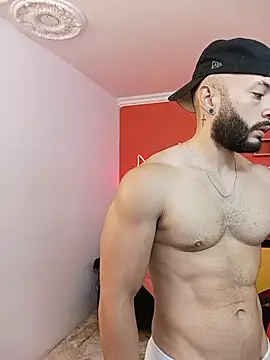 โชว์เว็บแคมของ Mike_savage3