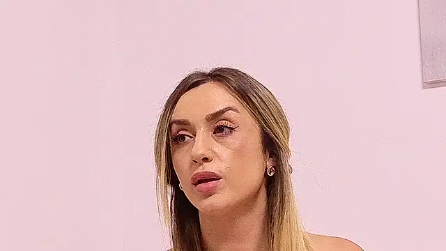 AjlaAdora Chat XXX live