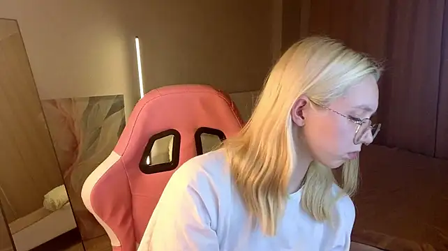 mollyy_snow লাইভ XXX চ্যাট