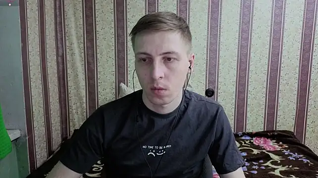Онлайн чат XXX Darien_Brown