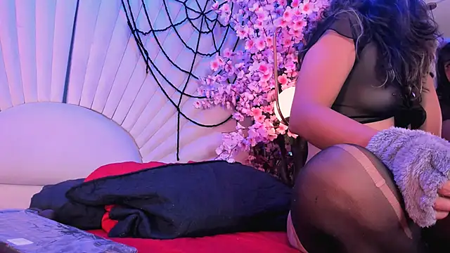 ivannabellini Chat XXX live