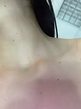ArieliciousXXX Adlı Modelin Canlı XXX Sohbeti