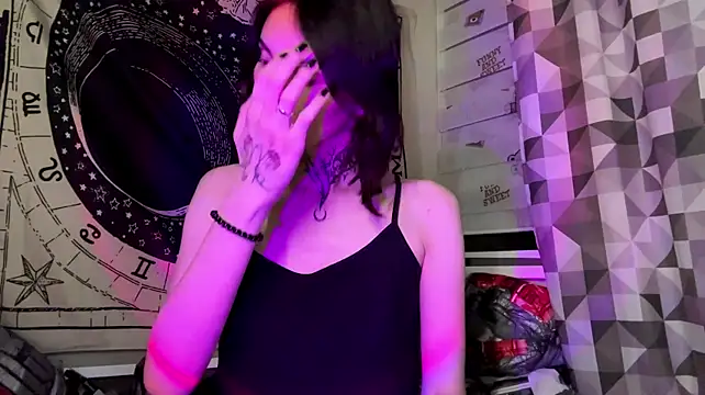 SweetFemBoyy Chat XXX live
