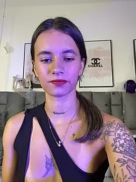 JuliaColemann 라이브 XXX 채팅