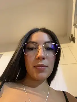 Julieth_ec_ Live XXX-Chat