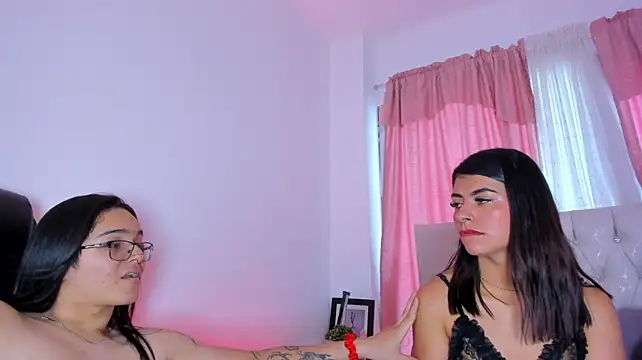 Chat XXX ao vivo de BellaAndDominick