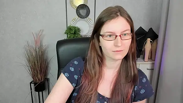 Chatroom XXX en direct de emmaxDelight