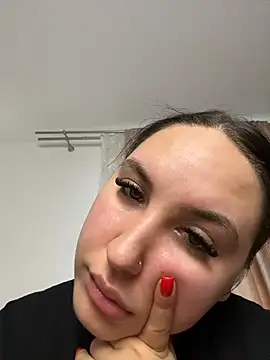 دردشة Lucy_doll22 الجنسية المباشرة