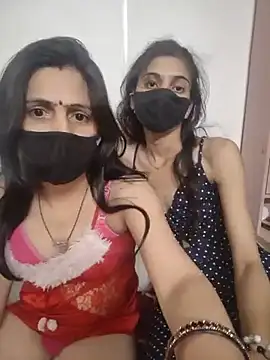 cutee__crazy Adlı Modelin Canlı XXX Sohbeti