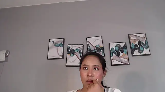 SophieW1 live XXX chat