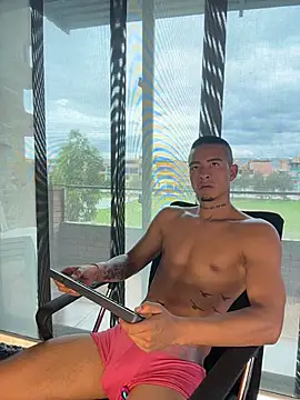 XXX chat uživo modela willclayy