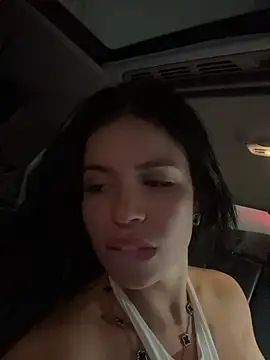 צ'אט XXX בשידור חי של Rafaellaz