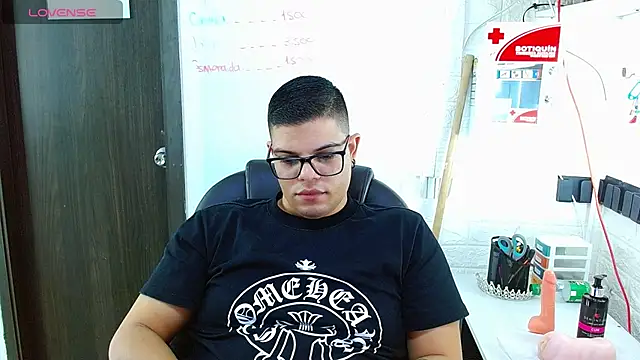 دردشة Realjoel01 الجنسية المباشرة