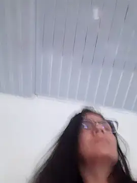 Zajiraa_Sky Live XXX-Chat