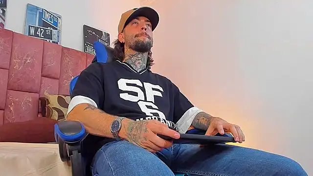 Chat XXX Live ALPHA_MASTER1