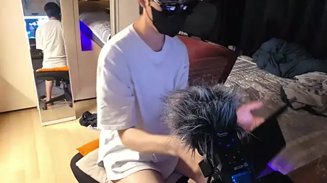 016giy Chat XXX live