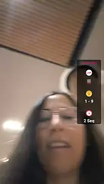 Chatroom XXX en direct de MirandaSingle
