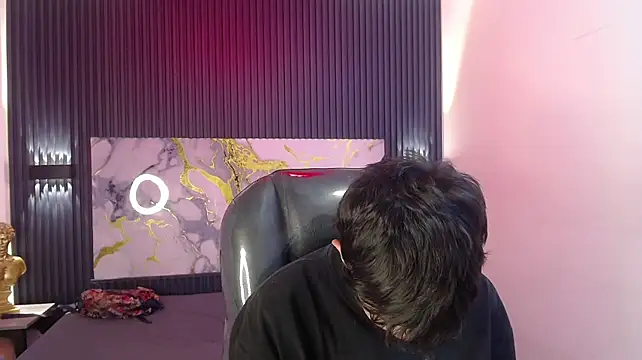 Czat XXX na żywo – Eliot_rizzo