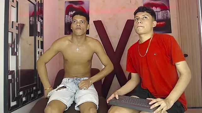Chat XXX ao vivo de HORNY_PRETTY
