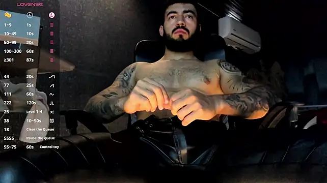 Chat XXX ao vivo de MarkWalker__