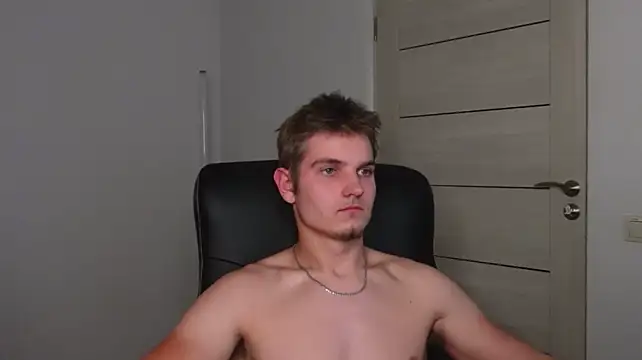 Онлайн чат XXX Mark_Karson