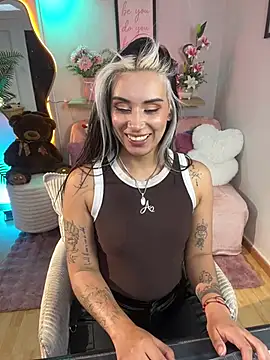 la_monitora Chat XXX in diretta