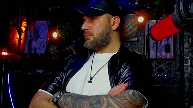 دردشة LexHardy الجنسية المباشرة