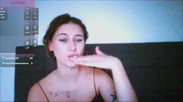 ariana_morty Chat XXX in diretta