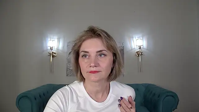 Chat +18 de AdeleRocher ao vivo