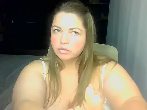 Chat +18 de cute__cherry ao vivo