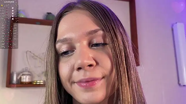 SerenaCrystall Chat XXX in diretta