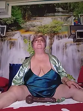 QueenPammy1's Live XXX Chat