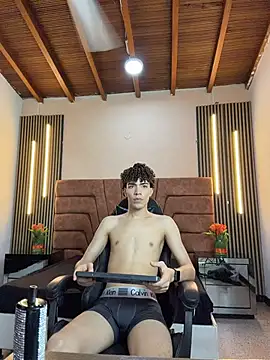 MonyelBrent Chat XXX live