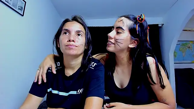 Soffy_Emily_sleepers Chat XXX live