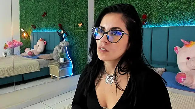 Chat XXX en directo de Linagh_