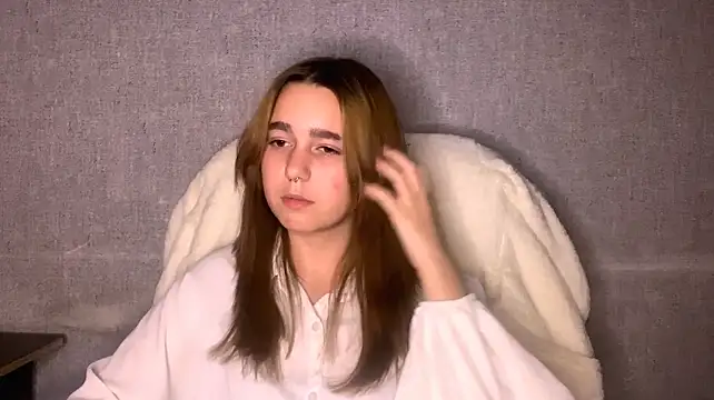 KassieIhenyen Chat XXX live