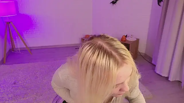 Lil_Suzy's Live XXX Chat