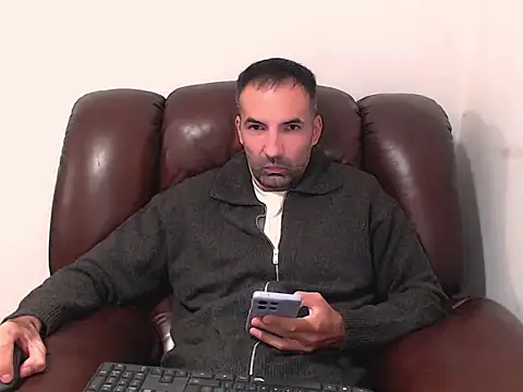Leo_1617 Live XXX-Chat