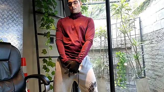 ThiagoFox Chat XXX live