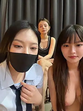 tutuya01's Live XXX Chat